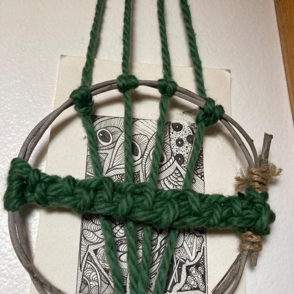 FourWinds Olive branch macrame weaving wall hanging handmade - Picture 2 of 6